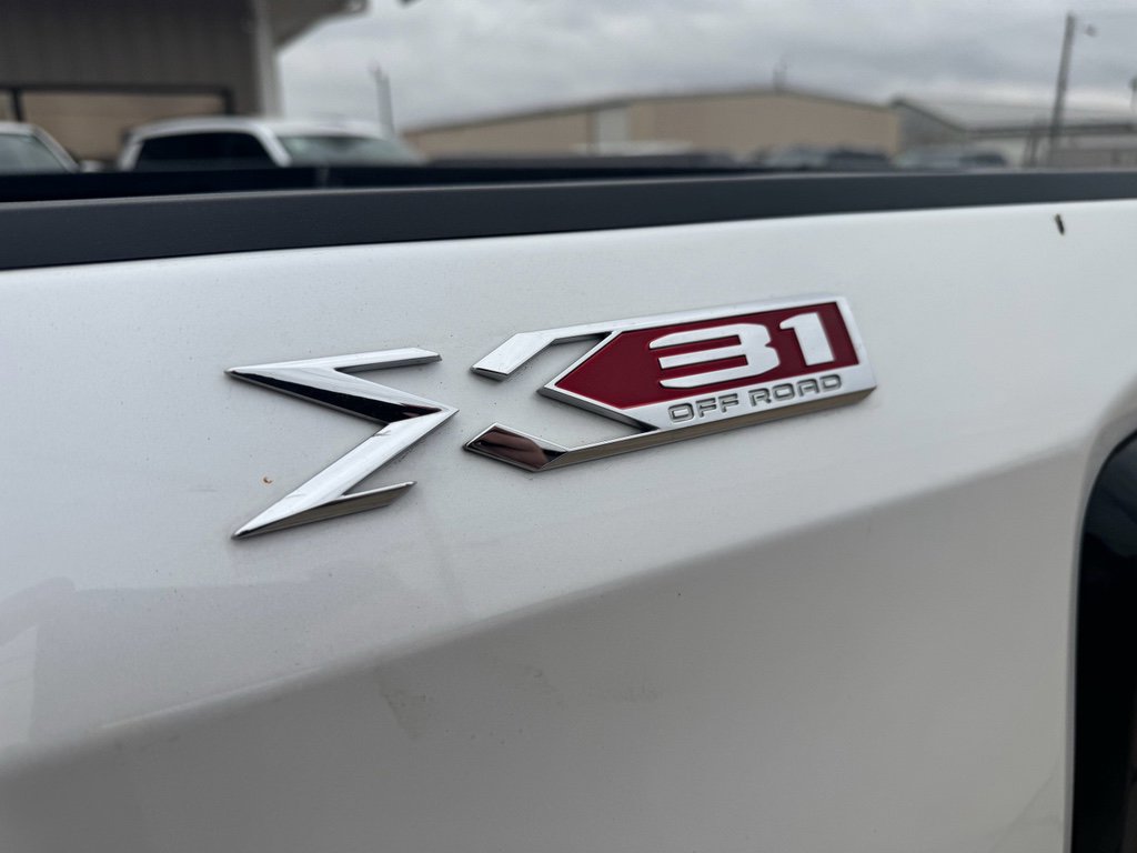 Used 2023 GMC Sierra 1500 SLT w/ SLT Premium Plus Package image 10