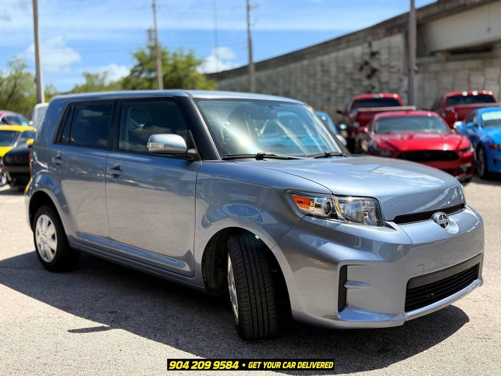 Used 2012 Scion xB FWD image 10
