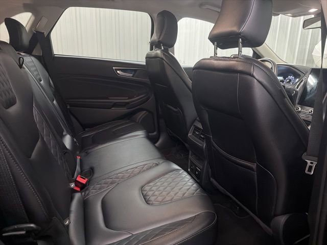 Used 2024 Ford Edge Titanium image 26