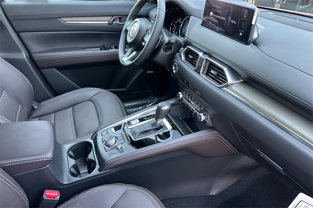 New 2025 MAZDA CX-5 Signature image 17