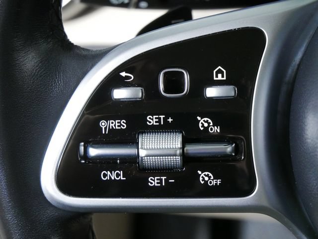 Used 2022 Mercedes-Benz GLC 300 4MATIC image 25