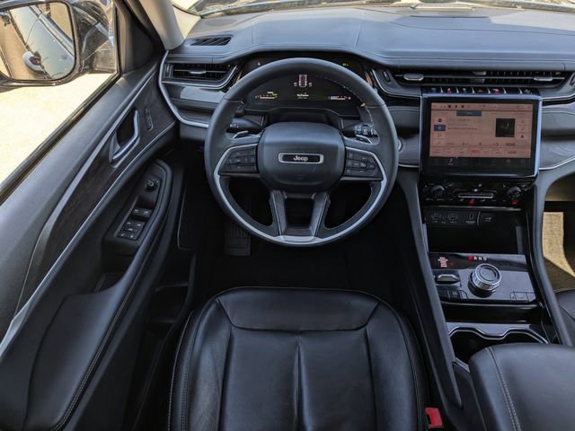 Used 2022 Jeep Grand Cherokee Limited 4xe image 18