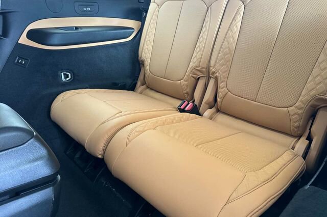 New 2026 Jeep Grand Cherokee L Summit AWD/4WD image 13