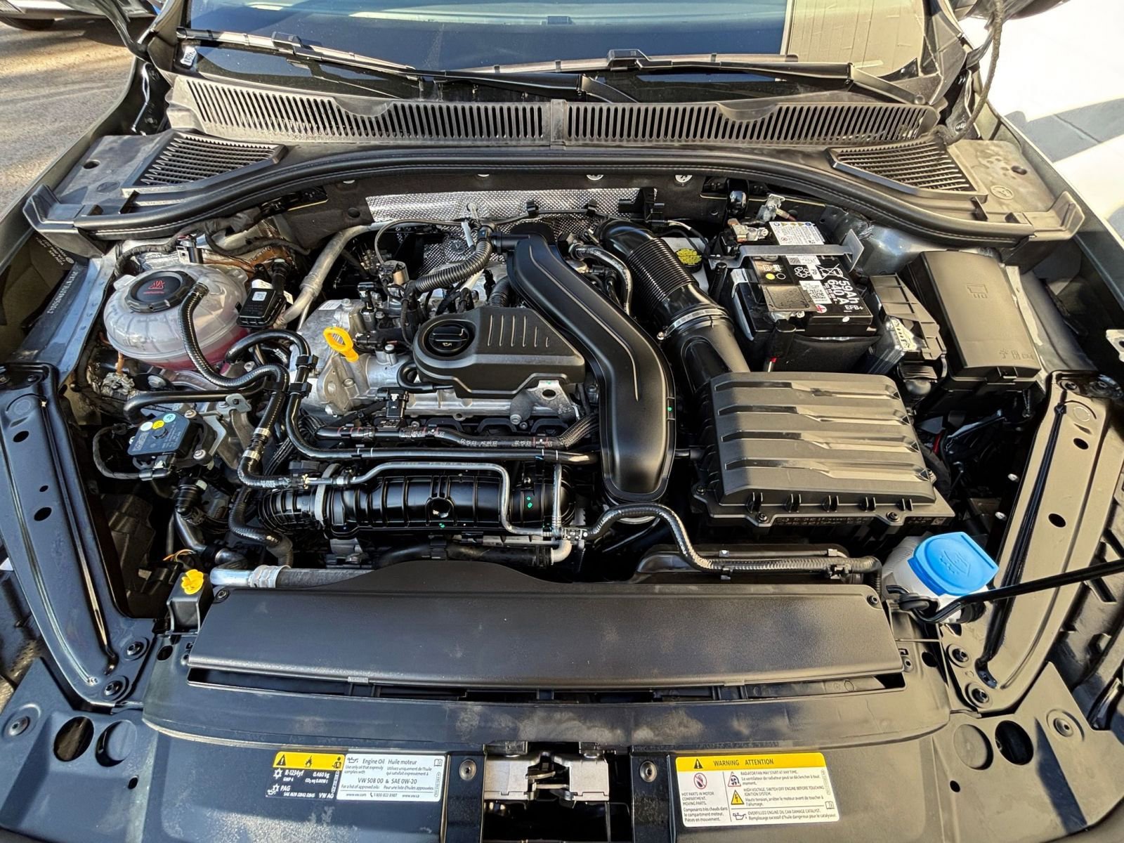 Used 2025 Volkswagen Jetta SE image 32