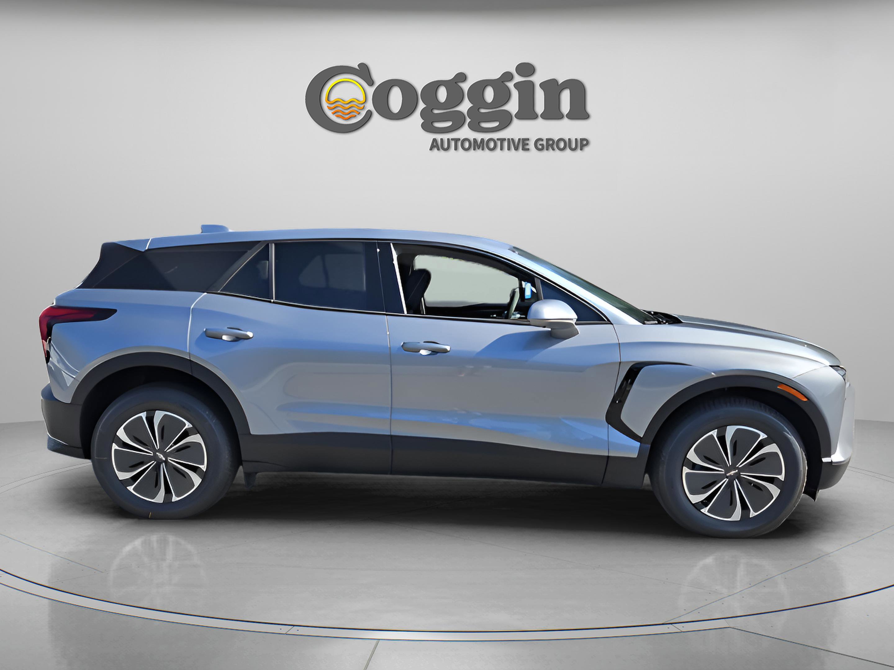 New 2025 Chevrolet Blazer EV LT image 4