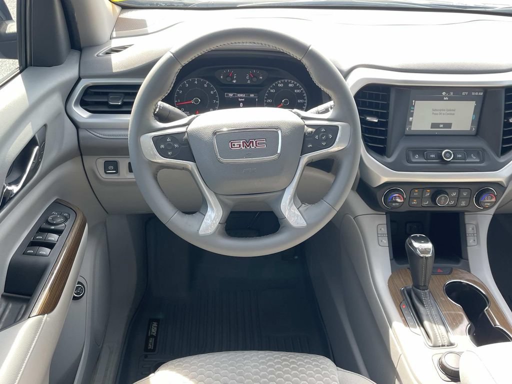 Used 2017 GMC Acadia SLE FWD image 15