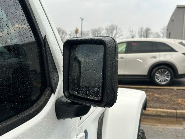 Used 2024 Jeep Wrangler Unlimited Rubicon 4xe image 14