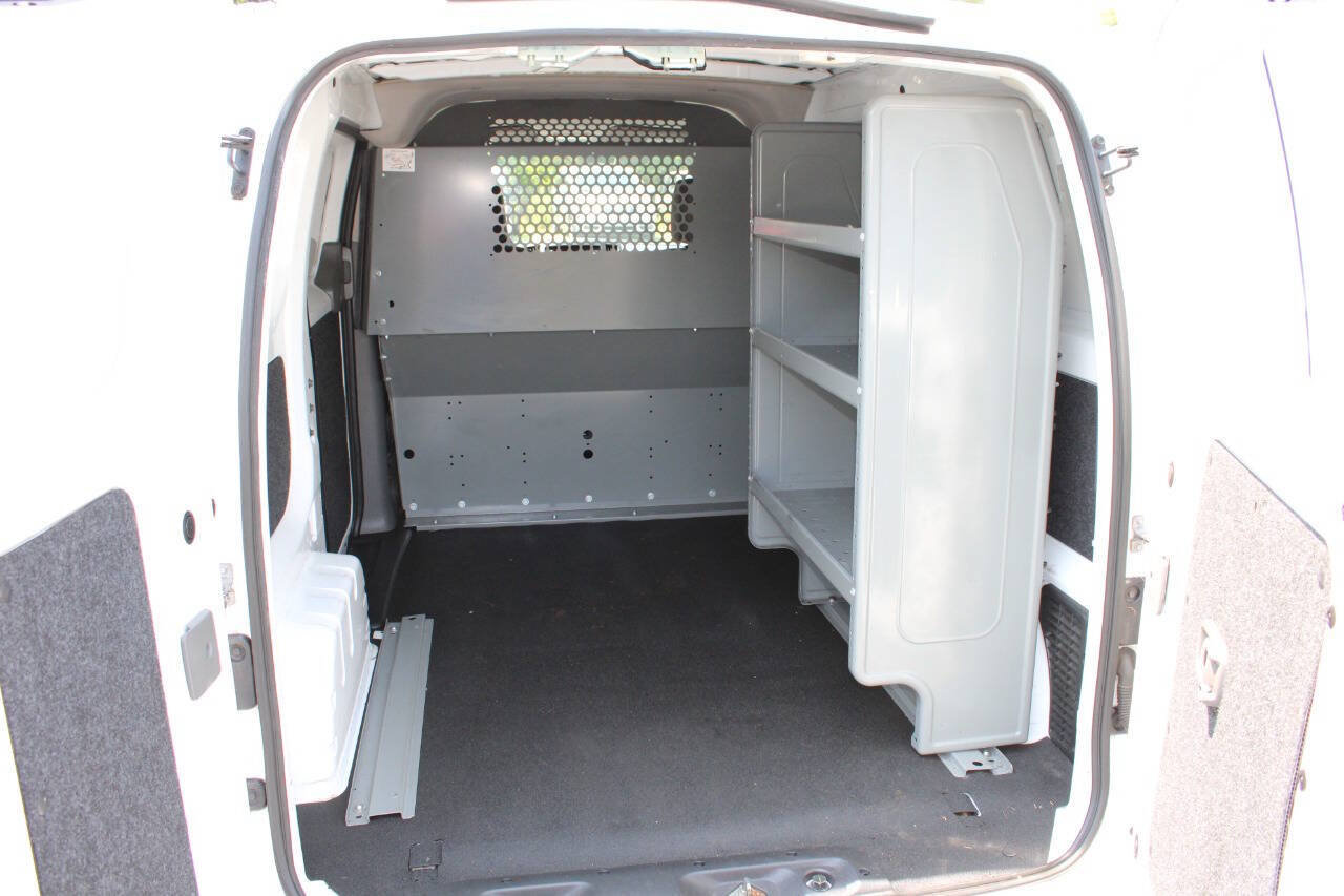 Used 2017 Nissan NV200 SV w/ Technology Package FWD image 20
