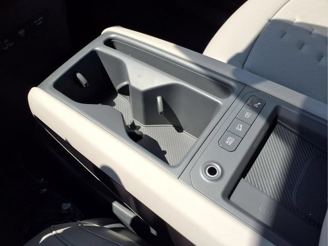 New 2026 Kia EV9 Wind AWD/4WD image 8