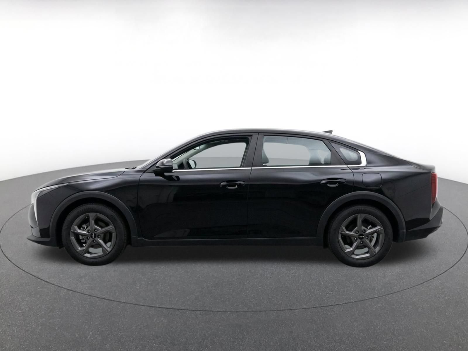 Used 2026 Kia K4 FWD image 4