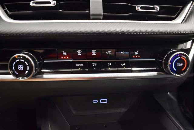 Used 2025 Chevrolet Equinox LT image 27