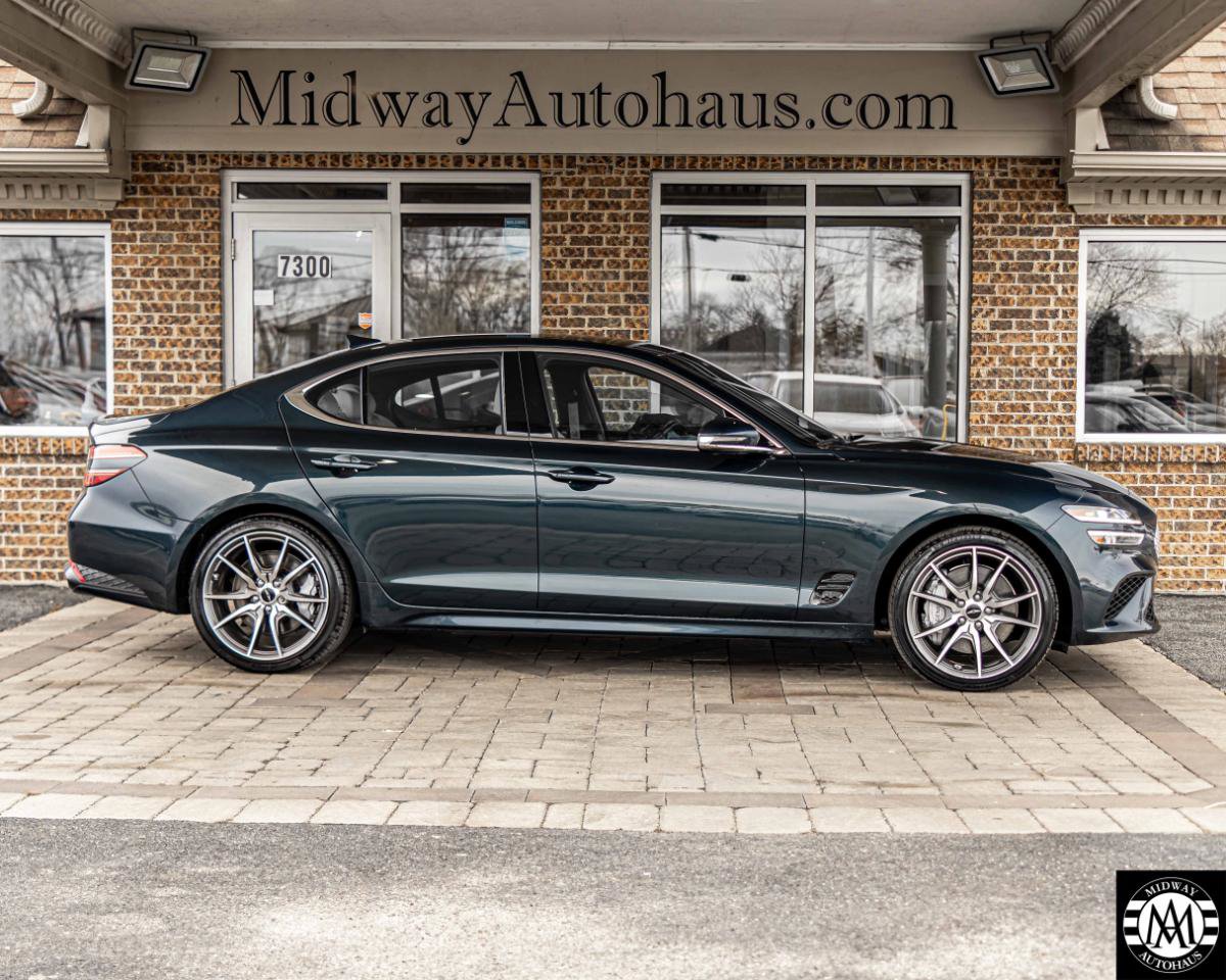 Used 2025 Genesis G70 2.5T RWD image 4
