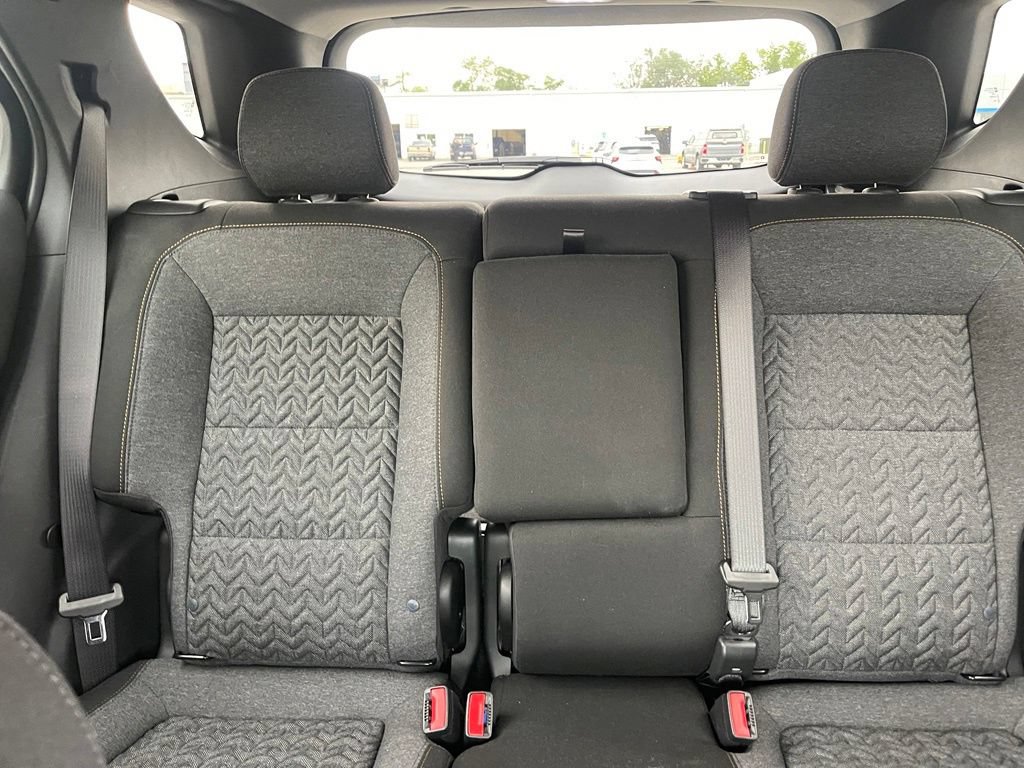 Used 2024 Chevrolet Equinox LT FWD image 12