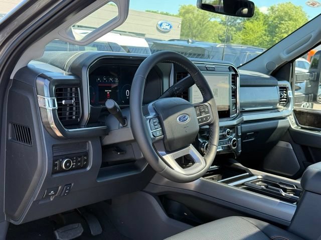 New 2026 Ford F350 Lariat w/ Black Appearance Package AWD/4WD image 15