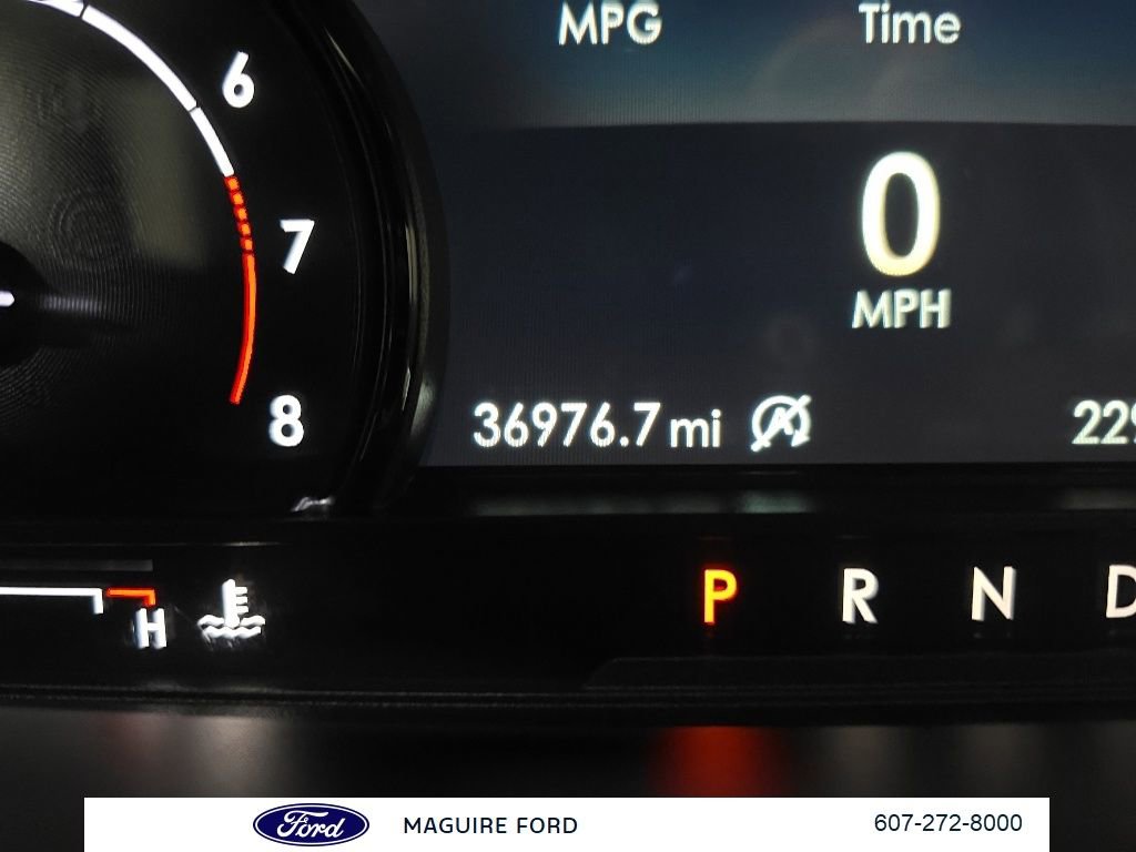 Used 2021 Lincoln Corsair AWD w/ Premium Package image 26