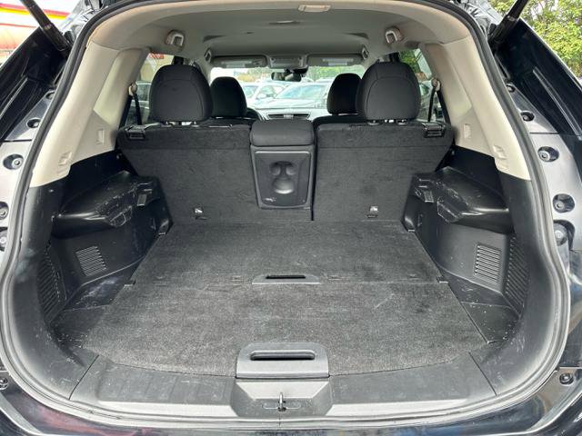 Used 2019 Nissan Rogue SV image 21