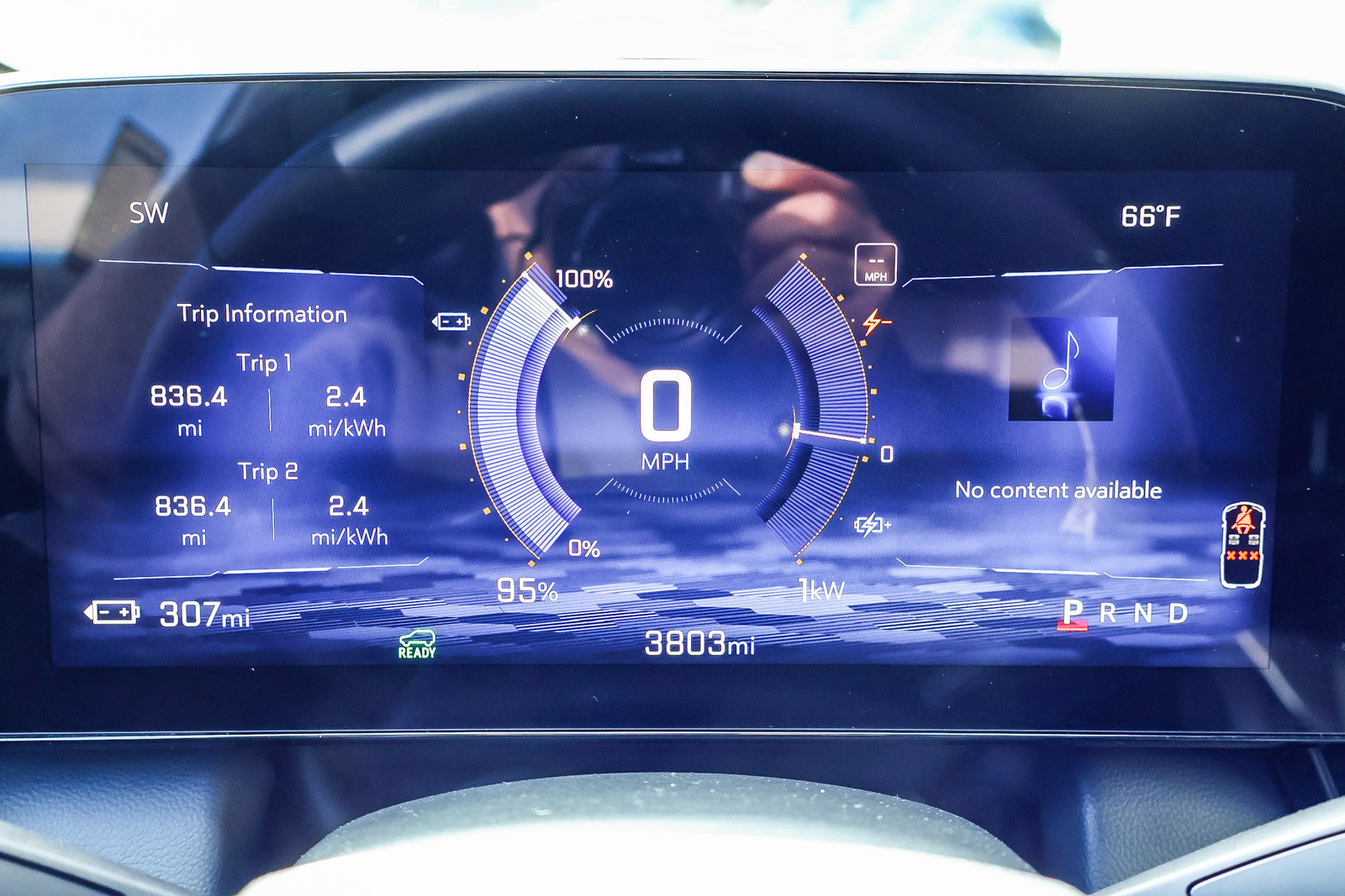 Used 2025 Chevrolet Equinox EV LT w/ Convenience Package II image 14