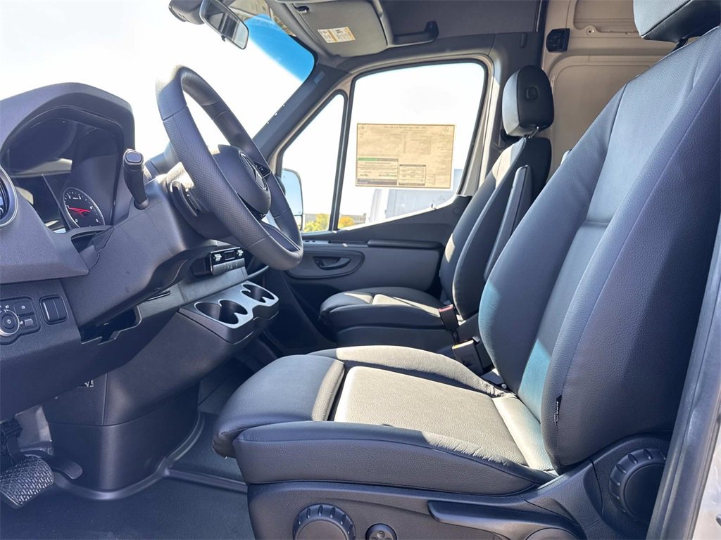 New 2026 Mercedes-Benz Sprinter 144 Cargo image 18