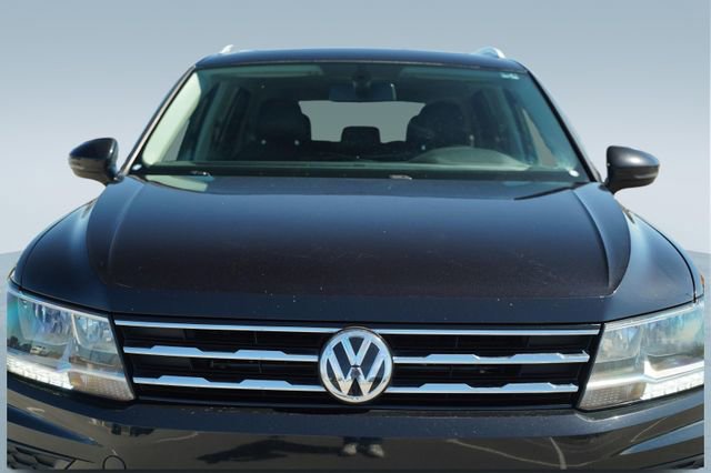 Used 2018 Volkswagen Tiguan SEL image 36