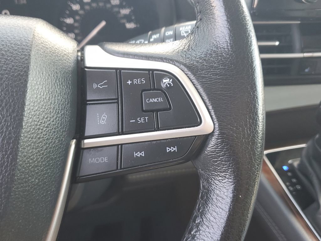 Certified 2024 Toyota Sienna XLE image 26