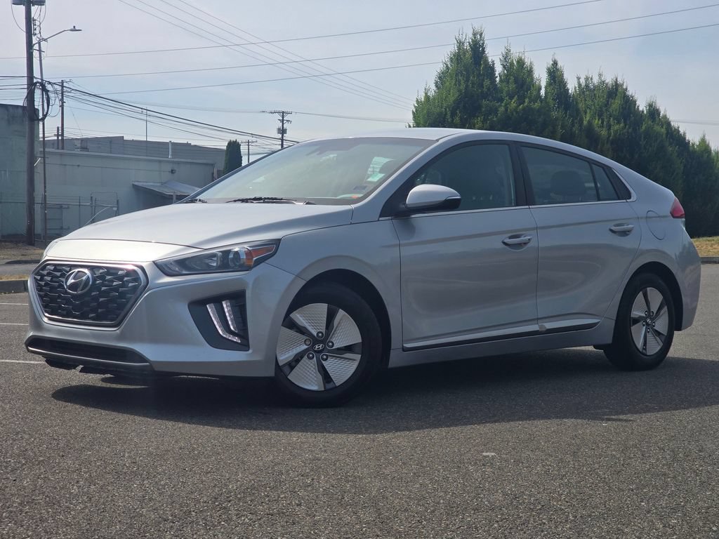 Used 2022 Hyundai Ioniq SE