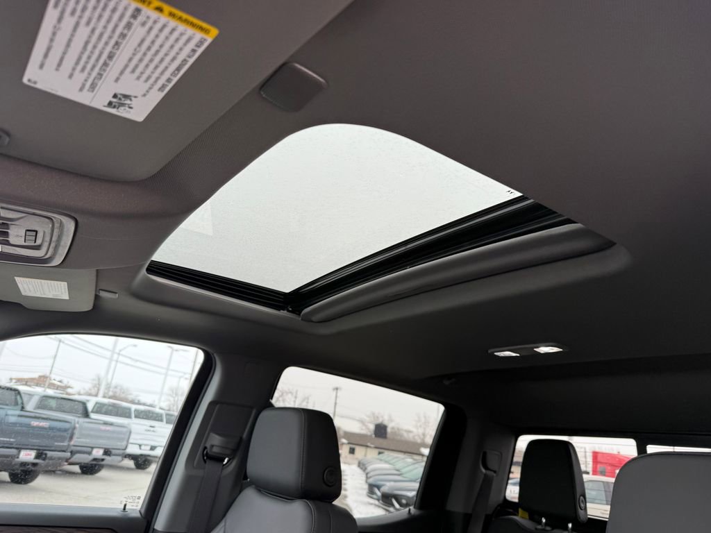 New 2026 GMC Sierra 1500 SLT w/ SLT Premium Package image 18