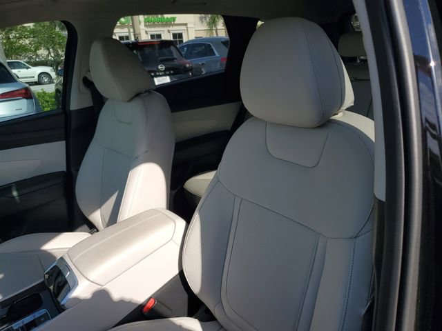 Certified 2025 Hyundai Tucson SEL FWD image 11