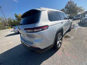 Used 2021 Jeep Grand Cherokee L Limited AWD/4WD image 5