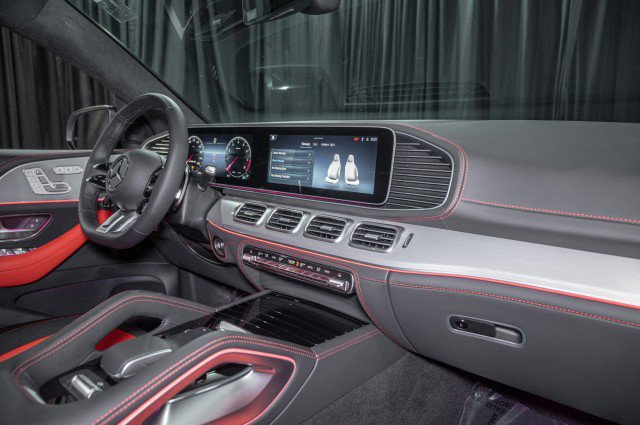 New 2026 Mercedes-Benz GLE 63 AMG S image 15