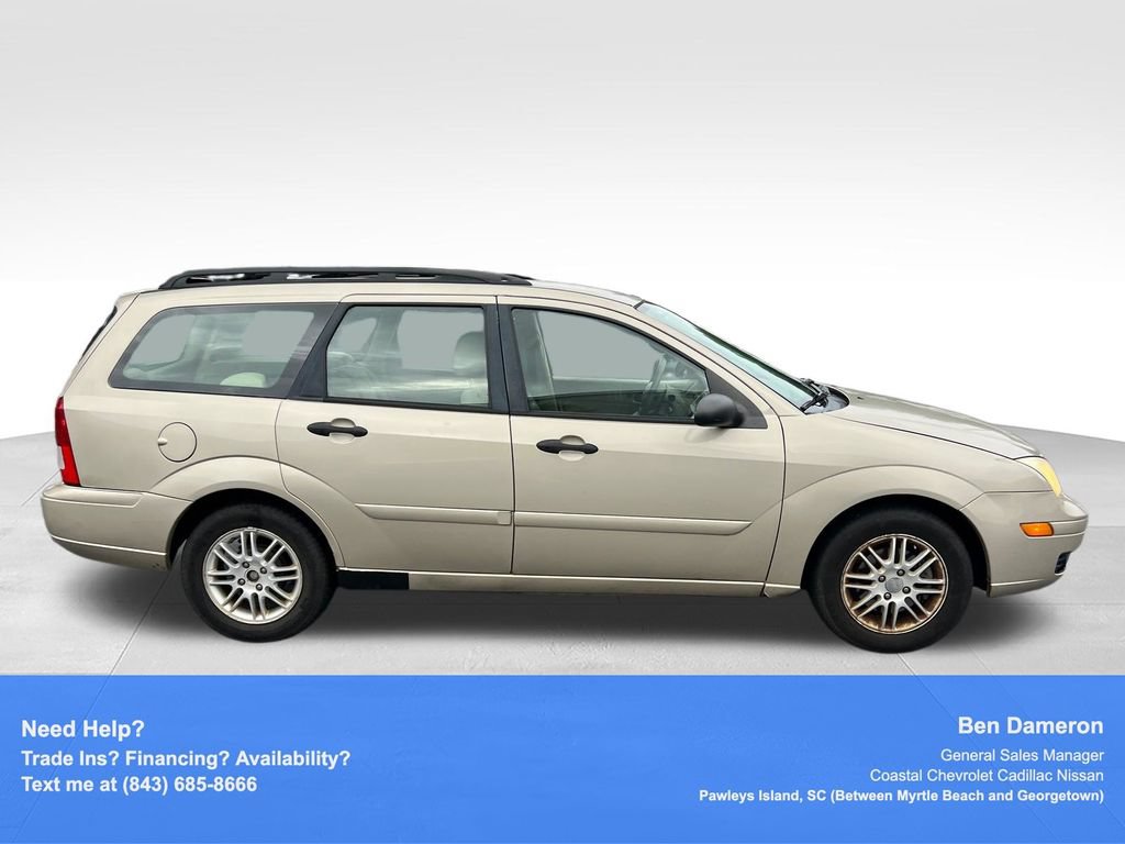 Used 2006 Ford Focus ZXW Wagon FWD image 4
