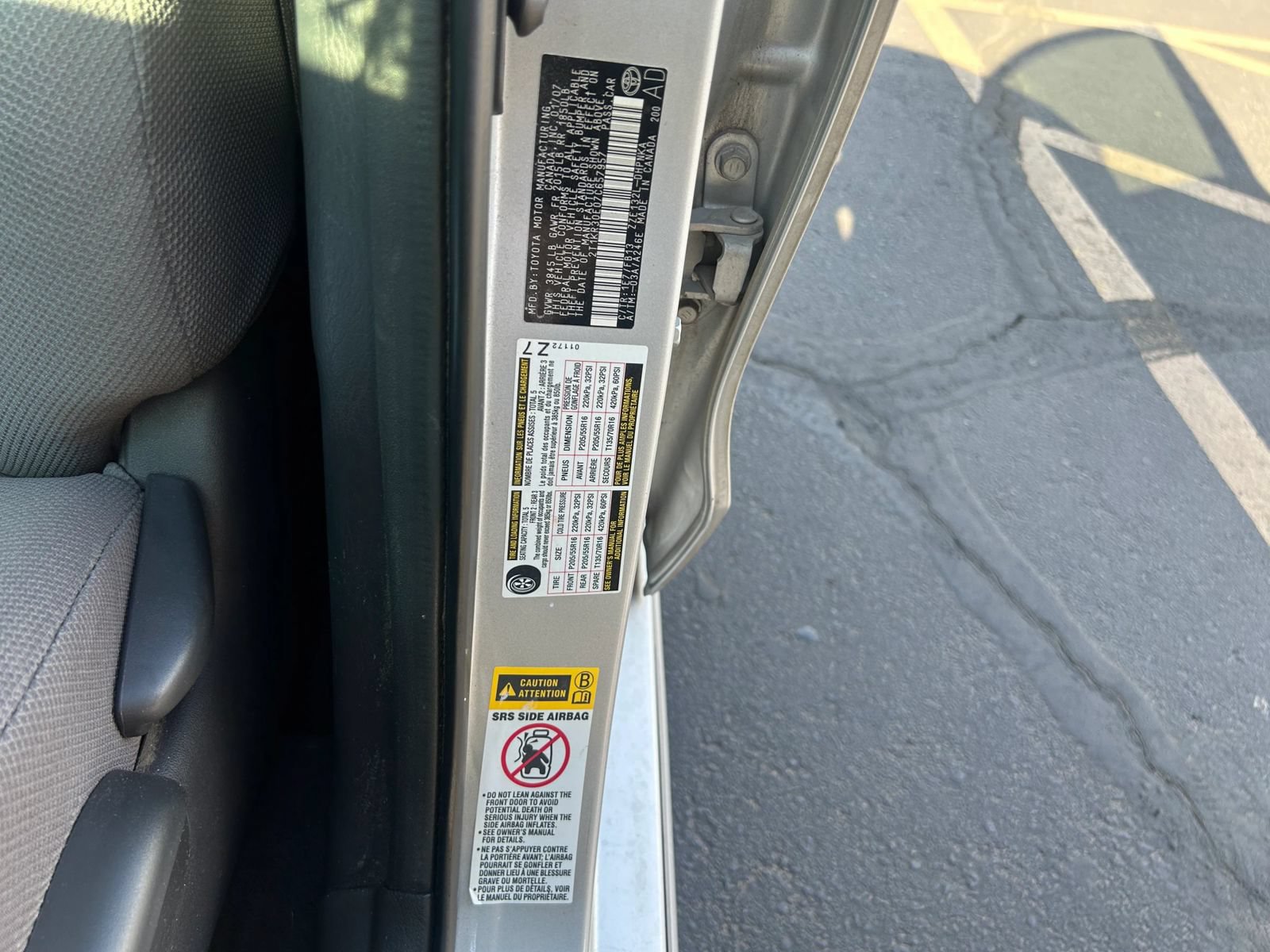 Used 2007 Toyota Matrix XR FWD image 17
