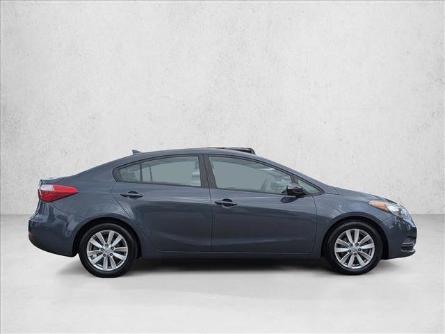 Used 2016 Kia Forte LX w/ LX Popular Plus Package image 4