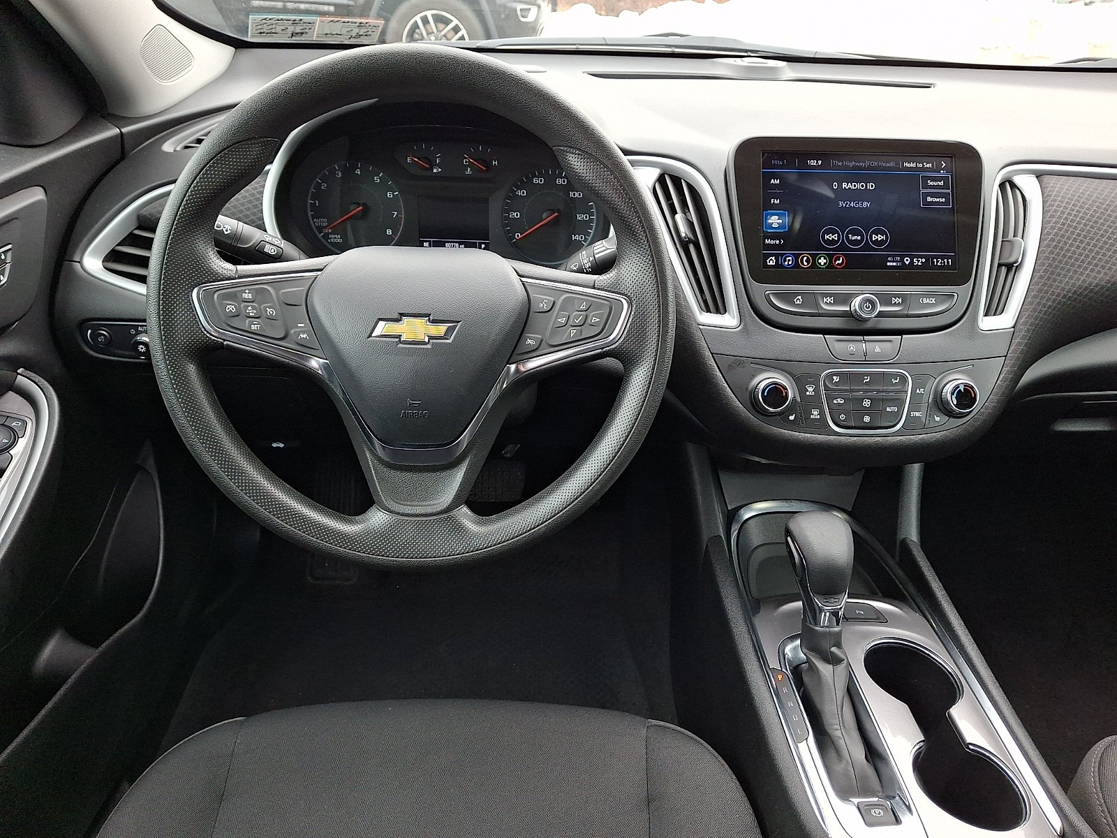 Used 2024 Chevrolet Malibu LT FWD image 11