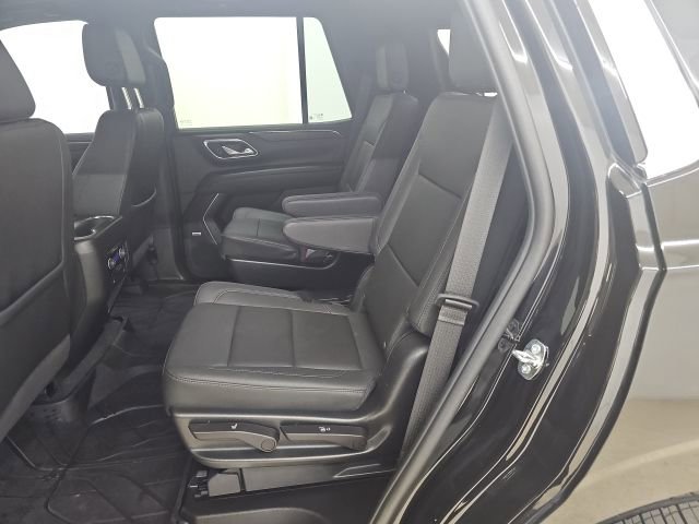Used 2023 Chevrolet Tahoe LT w/ Luxury Package image 5