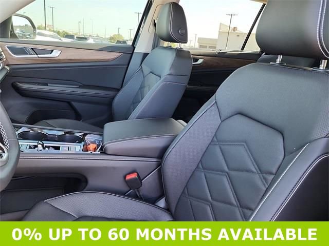 New 2026 Volkswagen Atlas SE image 13