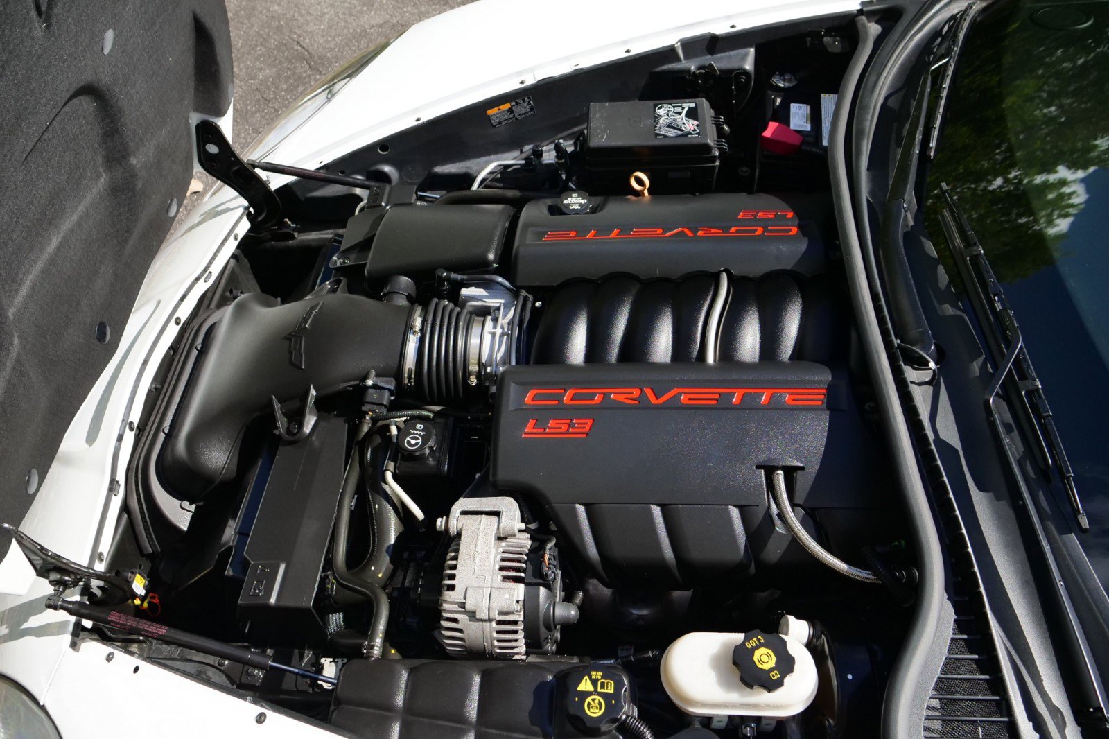 Used 2012 Chevrolet Corvette Grand Sport w/ 3LT Preferred Equipment Group image 38