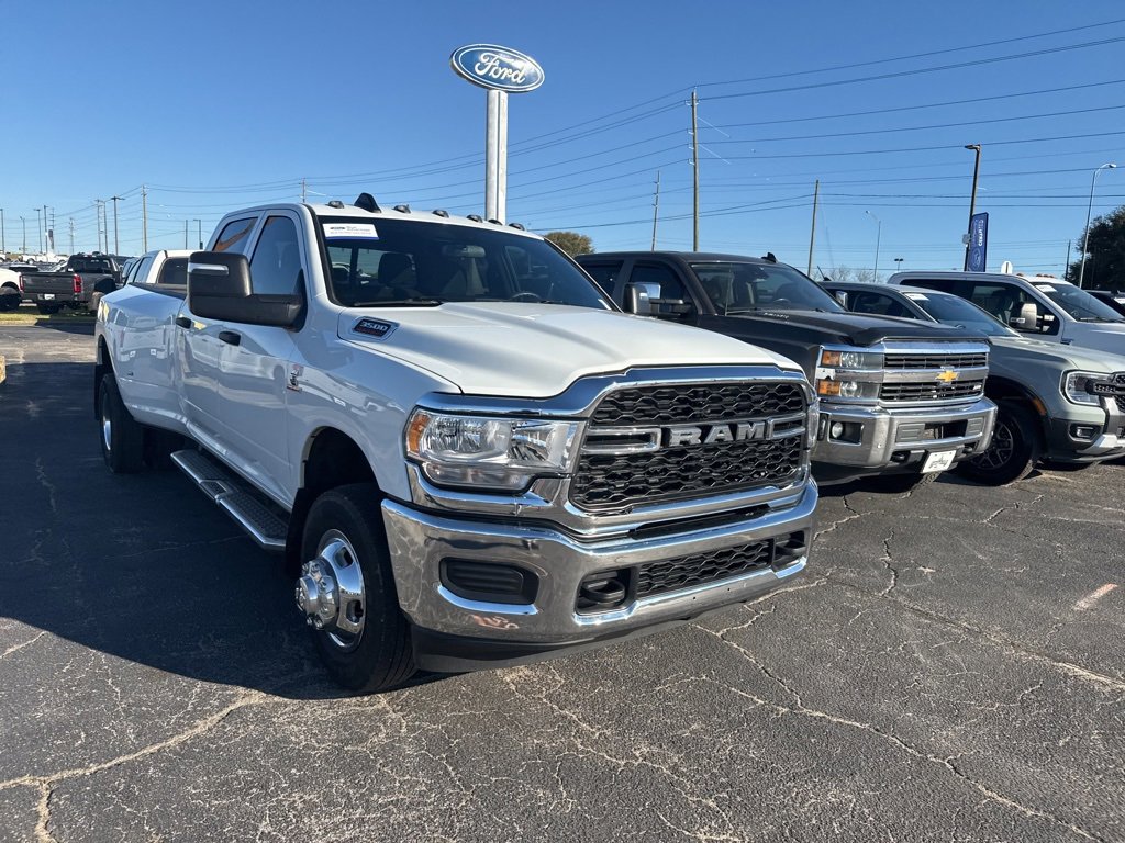 Used 2024 RAM 3500 Tradesman w/ Chrome Appearance Group image 2