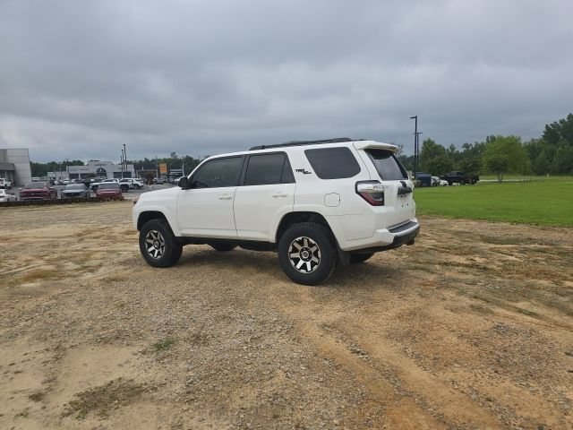 Used 2019 Toyota 4Runner TRD Off-Road AWD/4WD image 5