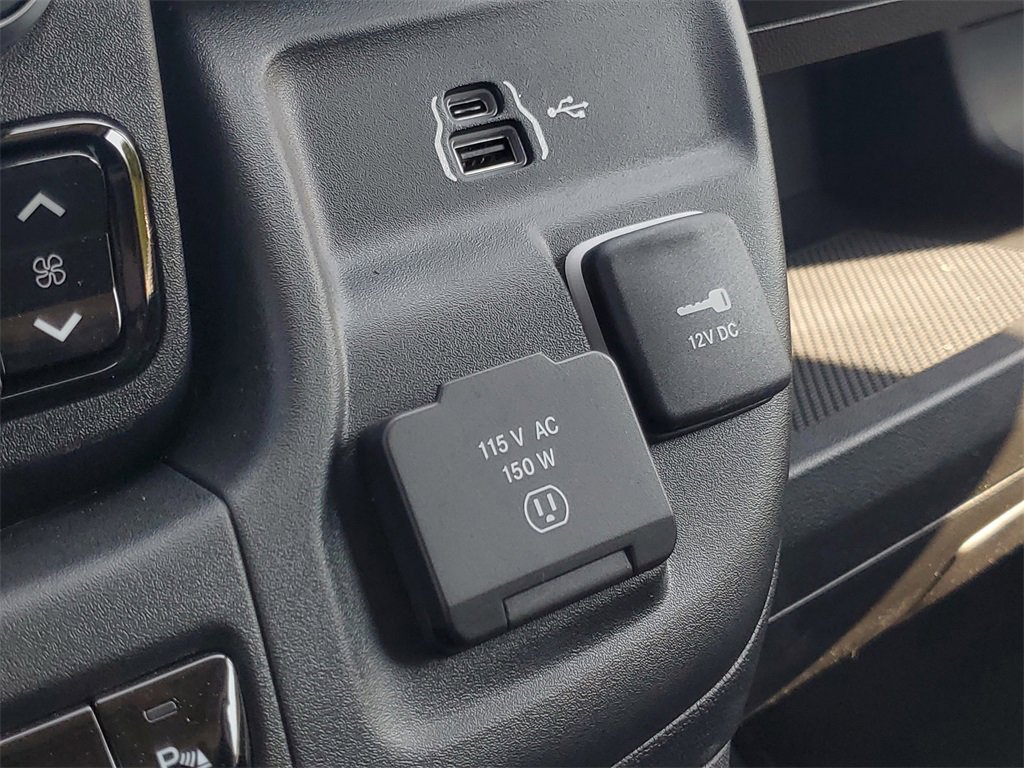 Used 2025 RAM ProMaster 3500 w/ Safety Group image 20