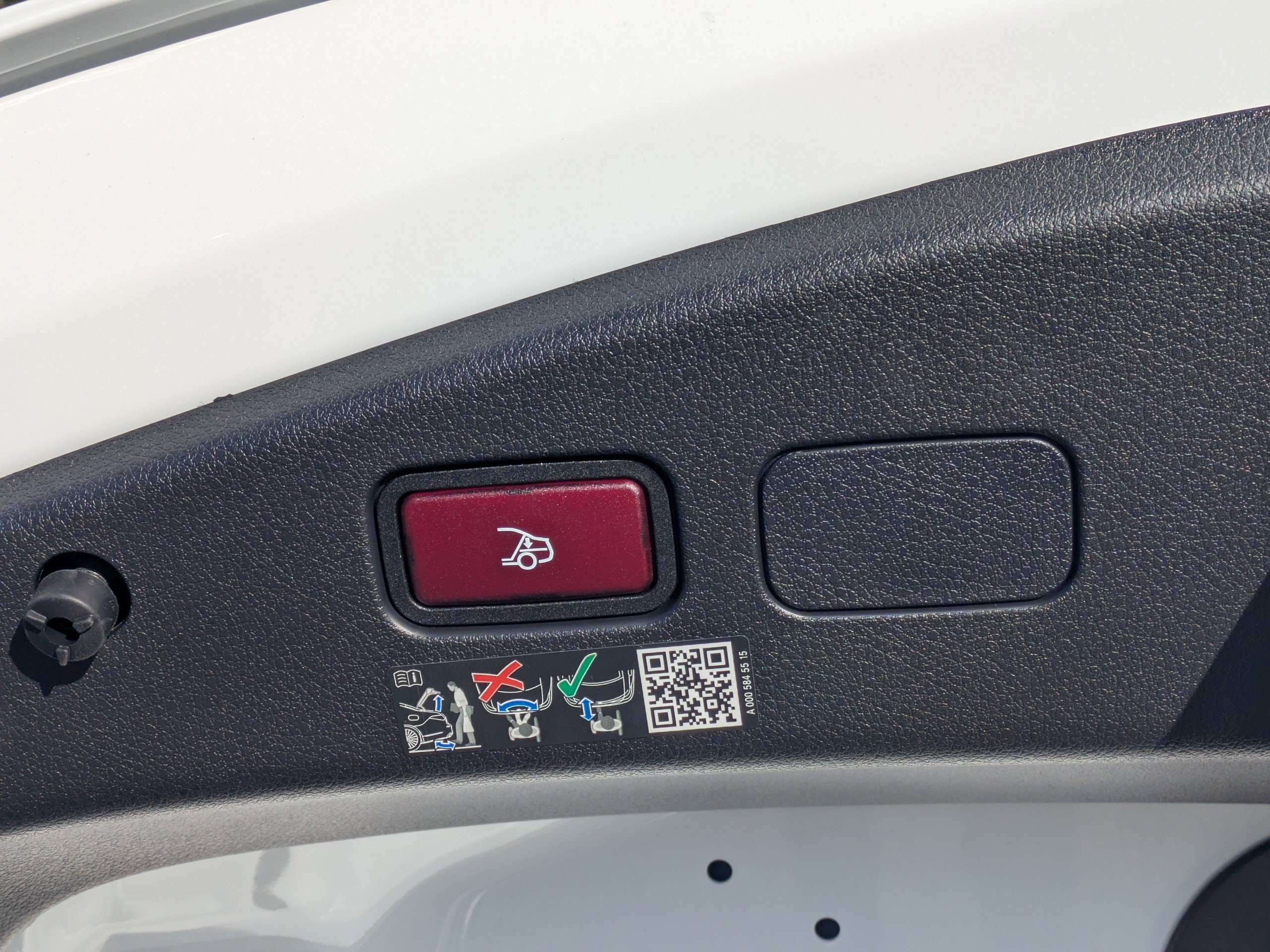 New 2026 Mercedes-Benz CLE 53 AMG 4MATIC Cabriolet image 13