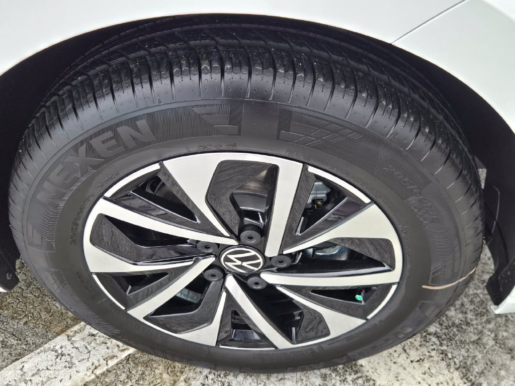 New 2027 Volkswagen Jetta S FWD image 6