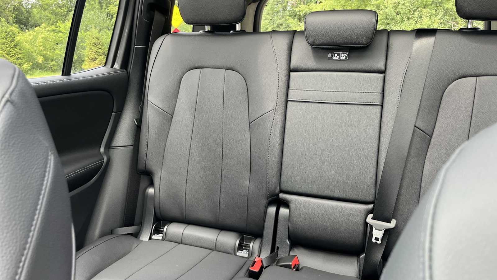 New 2026 Mercedes-Benz GLB 250 4MATIC image 35
