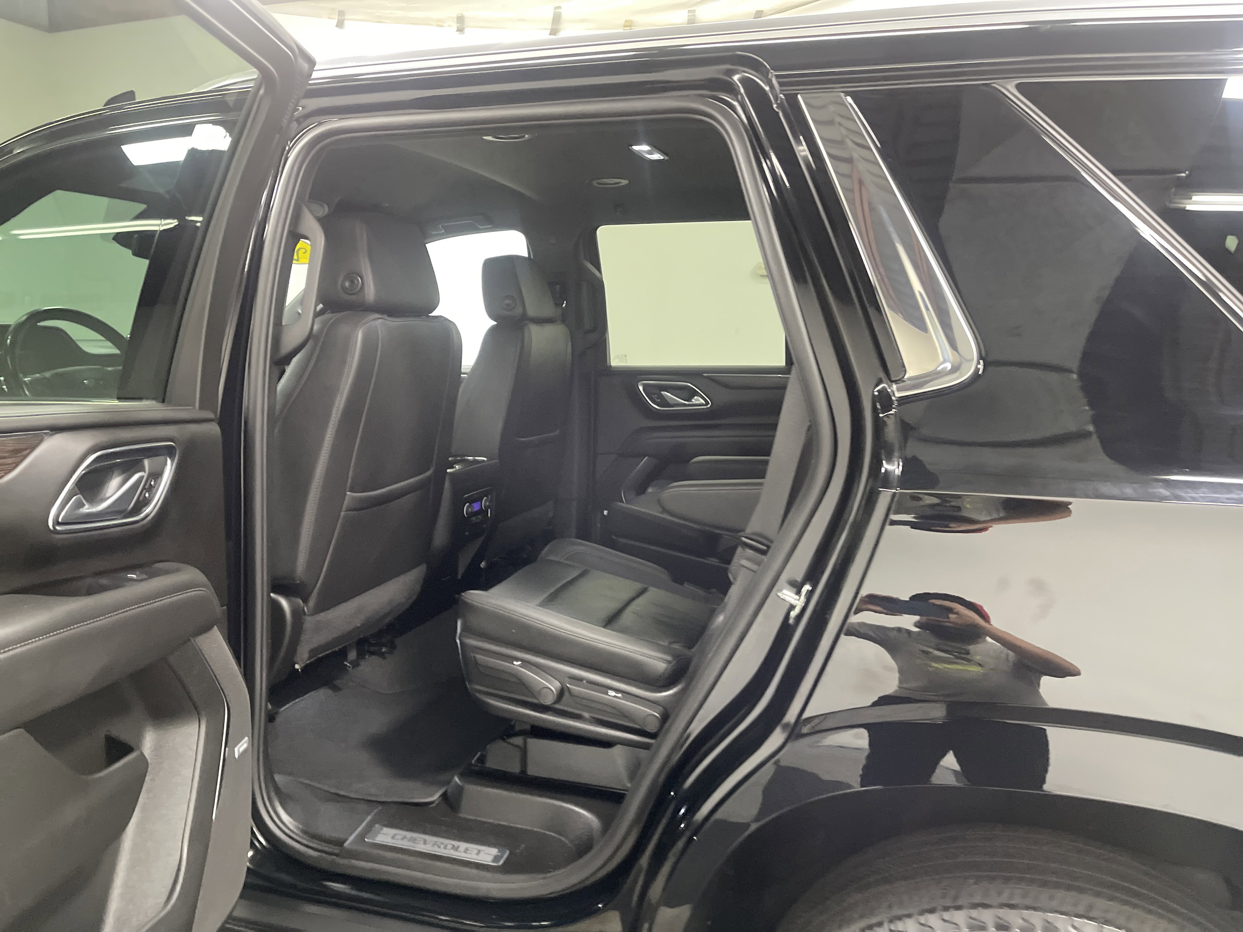 Used 2024 Chevrolet Tahoe LT image 13