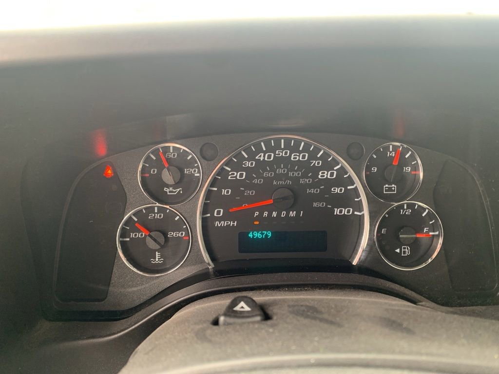 Used 2021 Chevrolet Express 3500 w/ Power Convenience Package RWD image 37