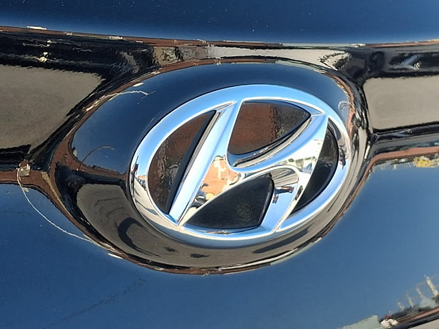 Certified 2023 Hyundai Kona SEL FWD image 31