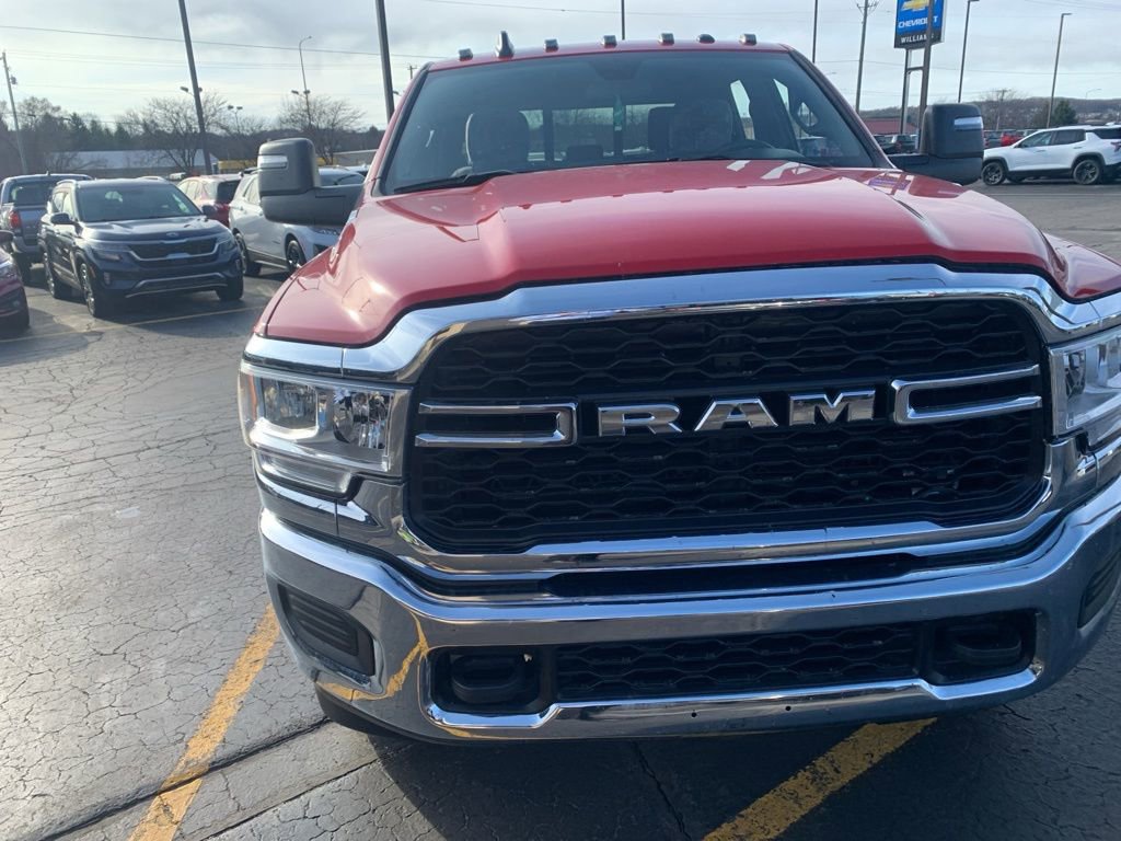 Used 2024 RAM 2500 Tradesman w/ Chrome Appearance Group image 8