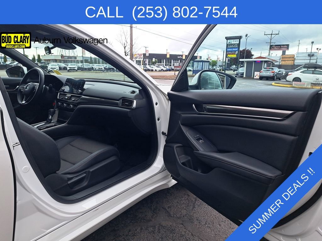 Used 2018 Honda Accord Sport image 29