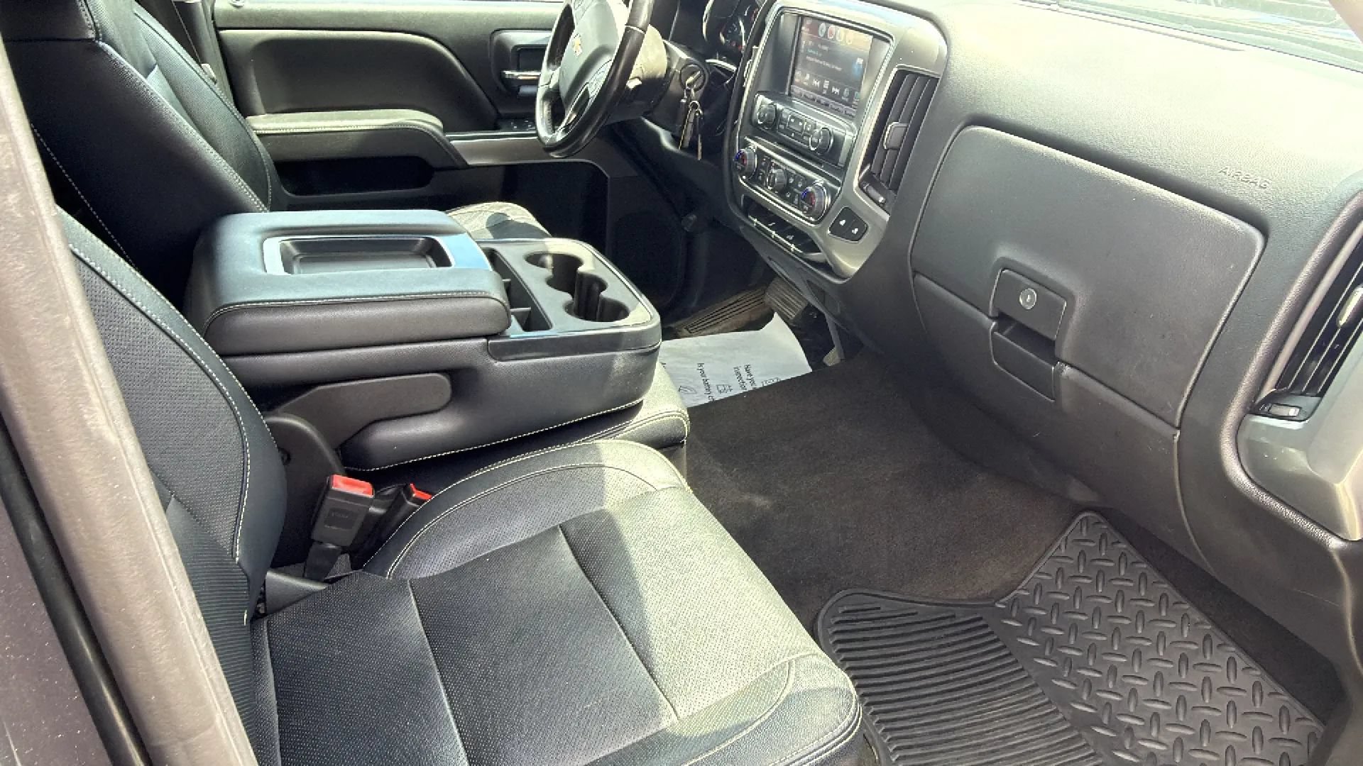 Used 2018 Chevrolet Silverado 1500 LT w/ All Star Edition AWD/4WD image 16