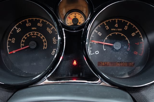 Used 2007 Saturn Sky w/ Premium Trim Pkg RWD image 2