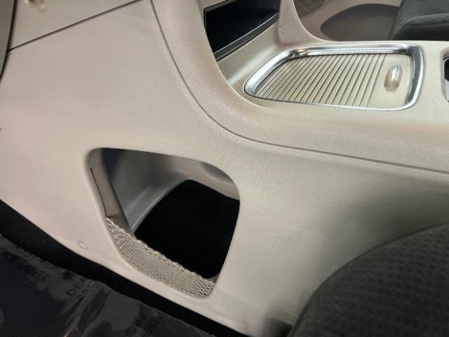 Used 2016 Dodge Grand Caravan SXT image 16